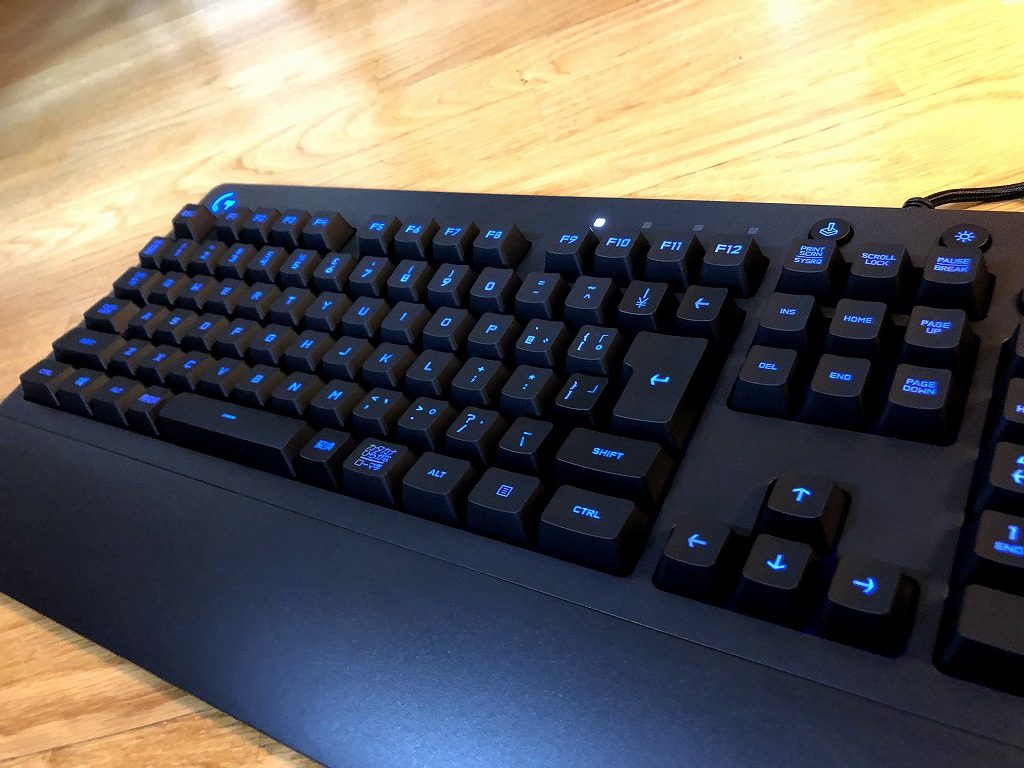 ロジクールG213レビュー】パームレスト付きの疲れにくいゲーミング