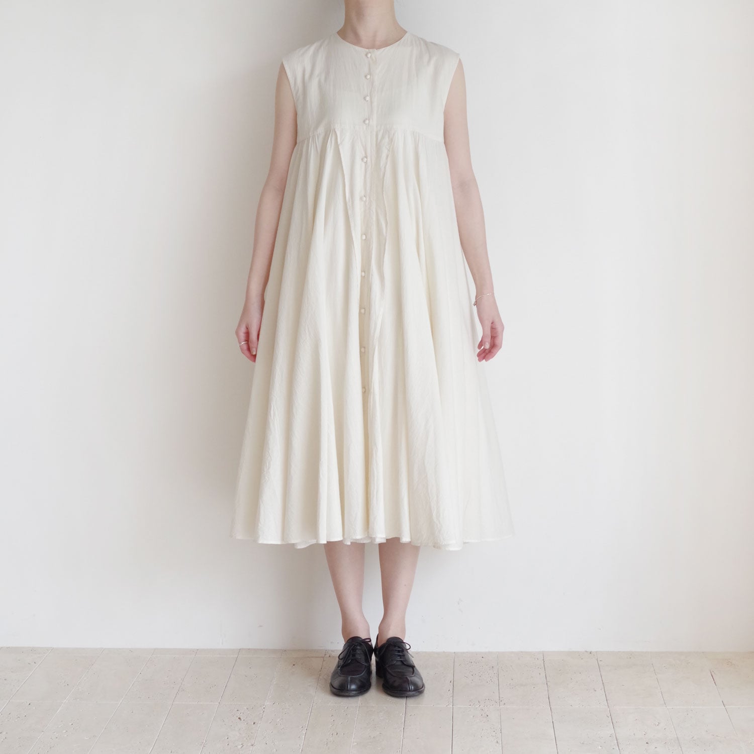 Khadi and Co カディーアンドコー : CLICHY(NATURAL) ノースリーブ