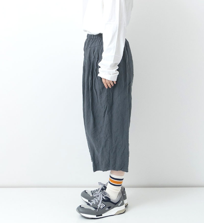 UN3D.　サイドギャザーボリュームパンツ　23年SS　定価3.9万 UN3D.（アンスリード）の「サイドギャザーボリュームパンツ（その他