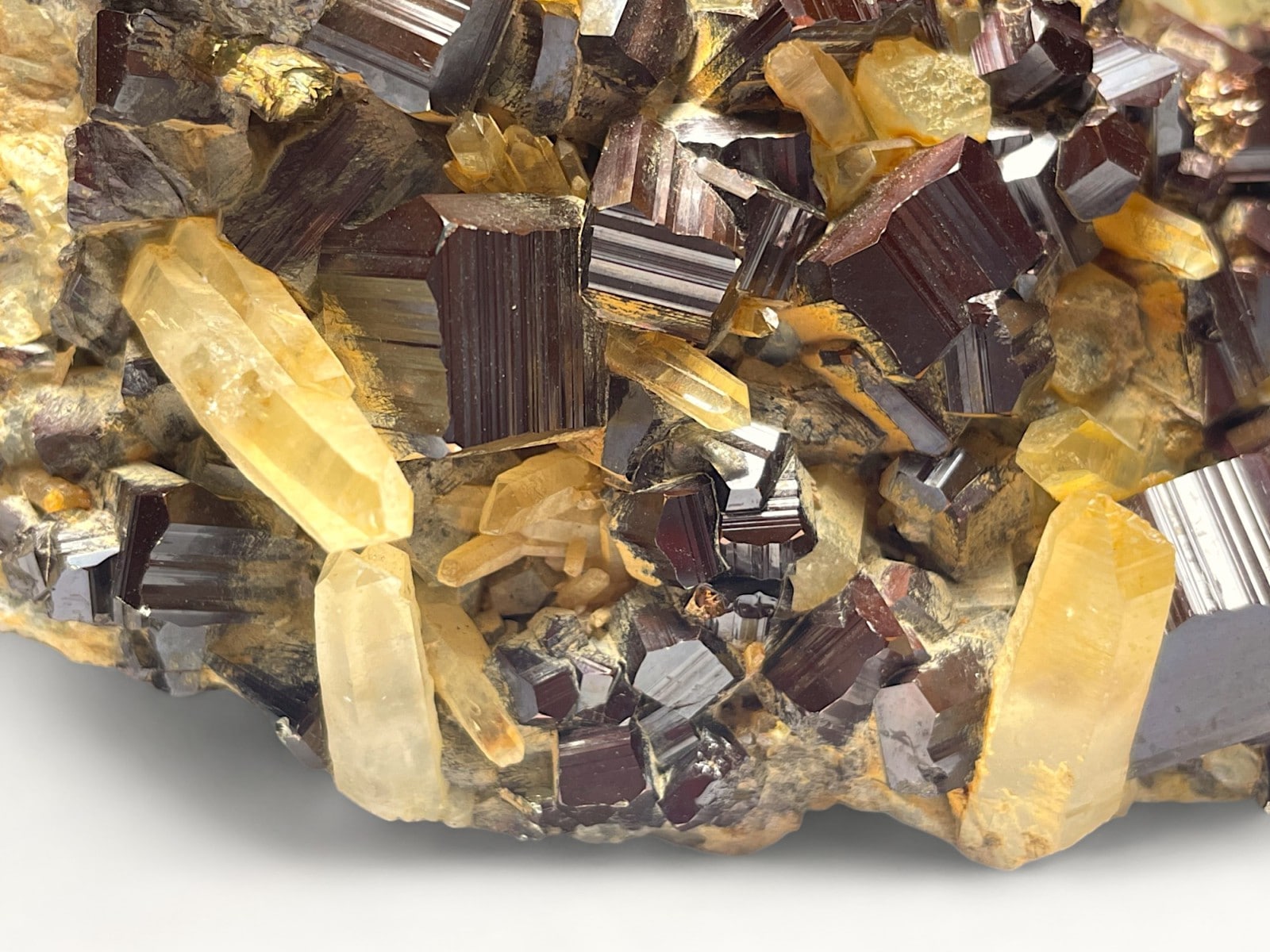 新産地レア! インドネシア産 パイライト/水晶クラスター