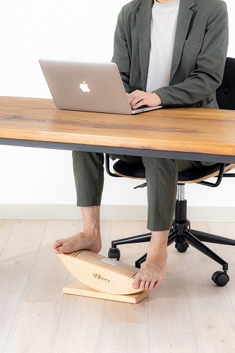 あしふみ健幸ライフ｜座ってできる木製ステッパーで血行と体調改善