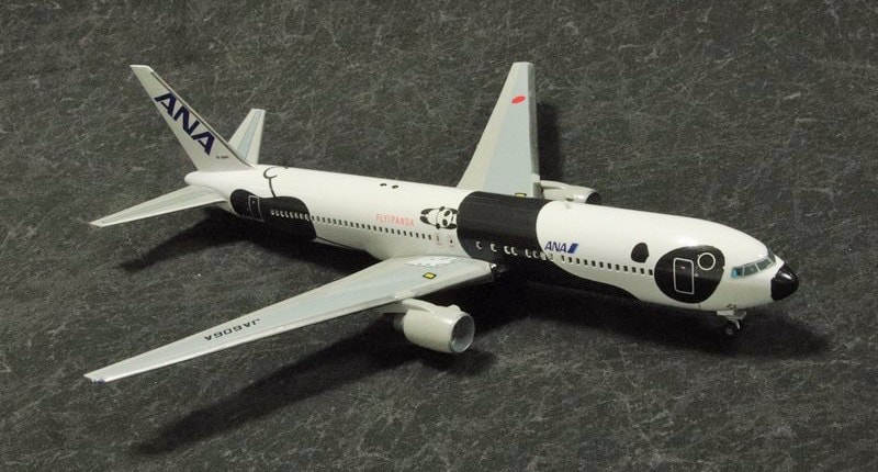 1/200 ANA ボーイング 767-300 FLY!パンダ 完成品｜艦船模型の販売する