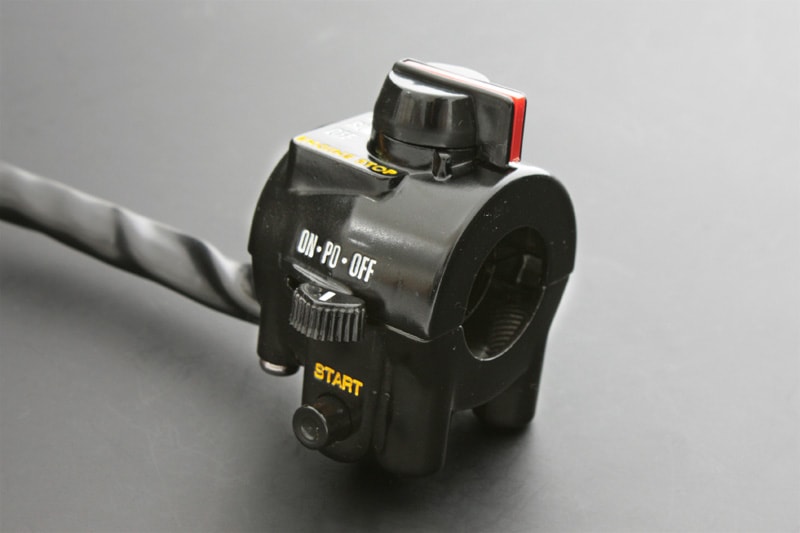 Z1000MK-2,Z1R-2 ハンドルディマースイッチ 右側(セルモーター) | 車種