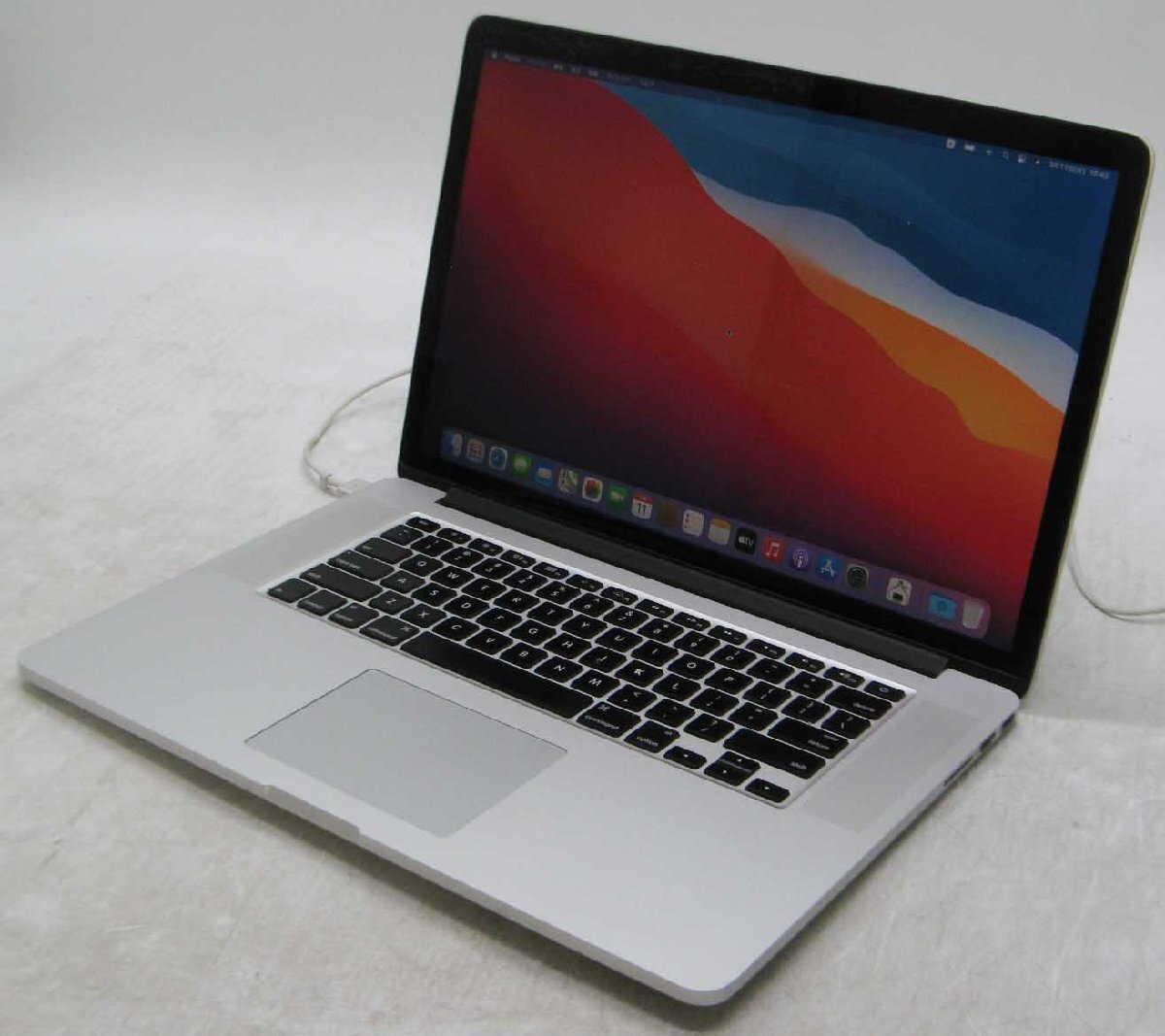 M-2762/Apple MacBook Pro Retina MGXA2LL/A 15-inch Mid 2014 Web
