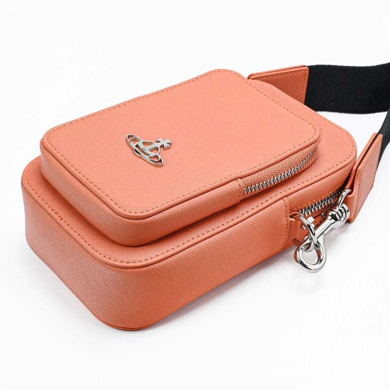 ヴィヴィアンウエストウッド Vivienne Westwood クロスボディバッグ