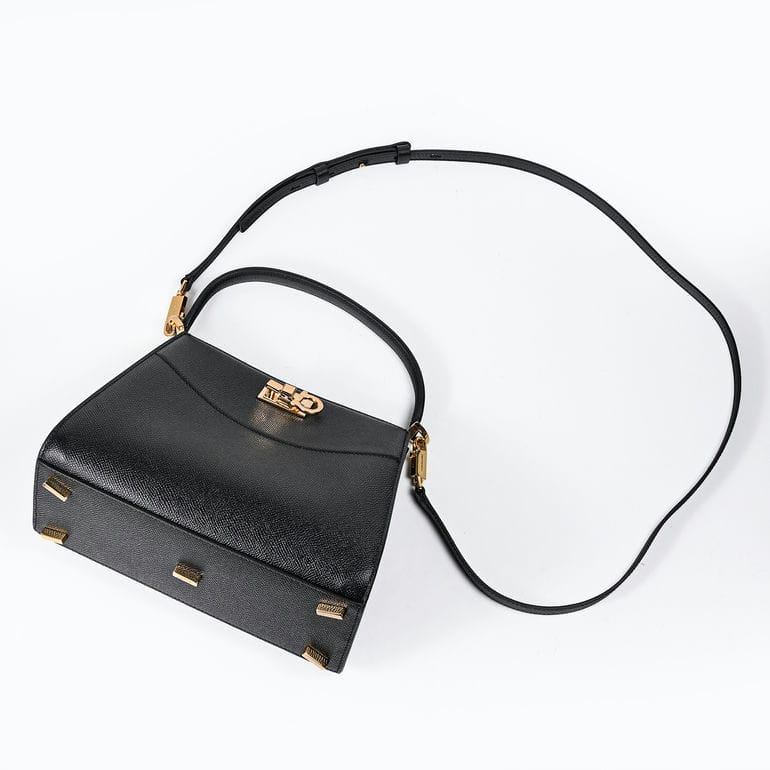 フェラガモ Salvatore Ferragamo サルヴァトーレフェラガモ