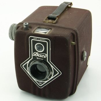 中古カメラ機材の通販専門店 Antiquary（アンティクアリィ）