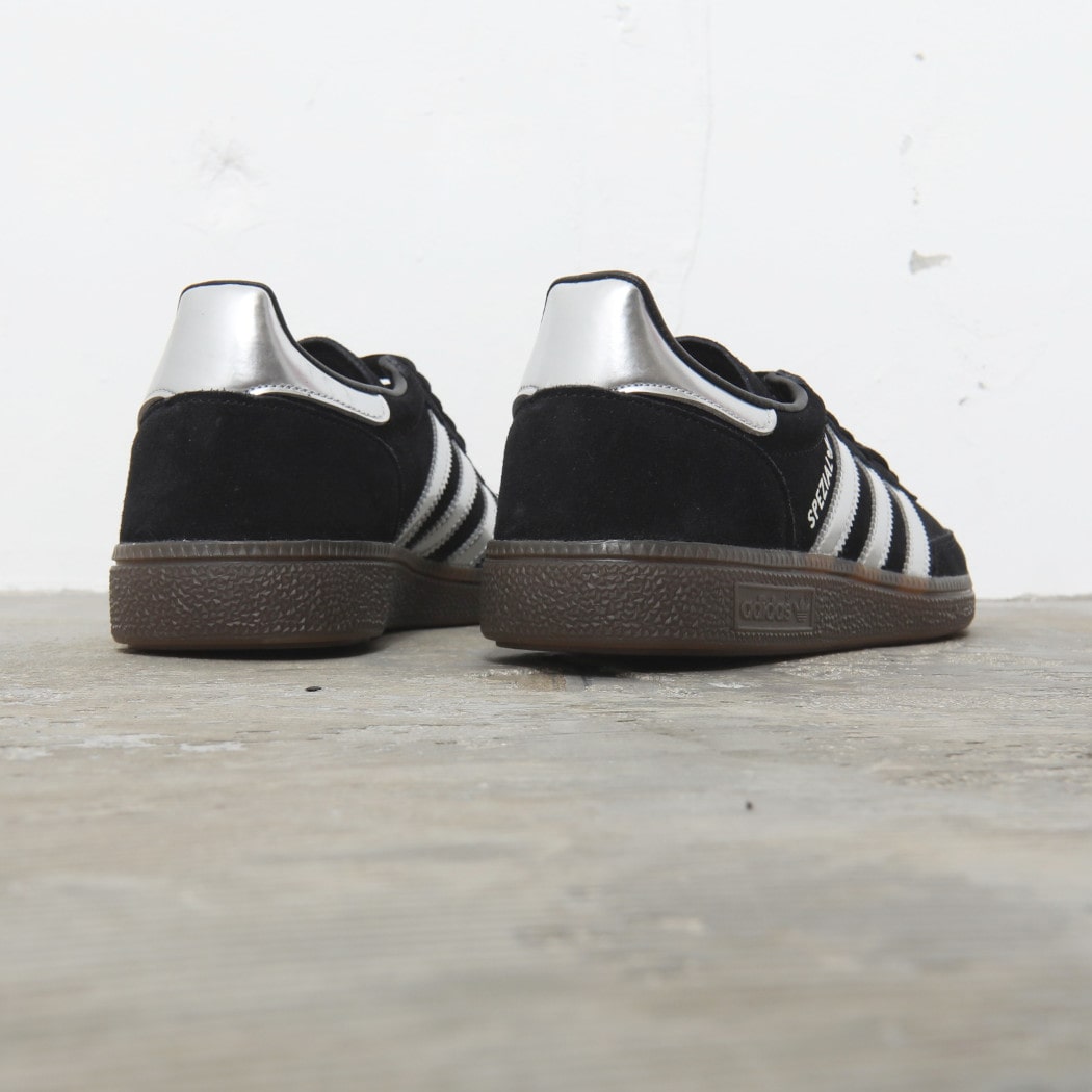 お一人様一住所一点限り】adidas handball spezial アディダス