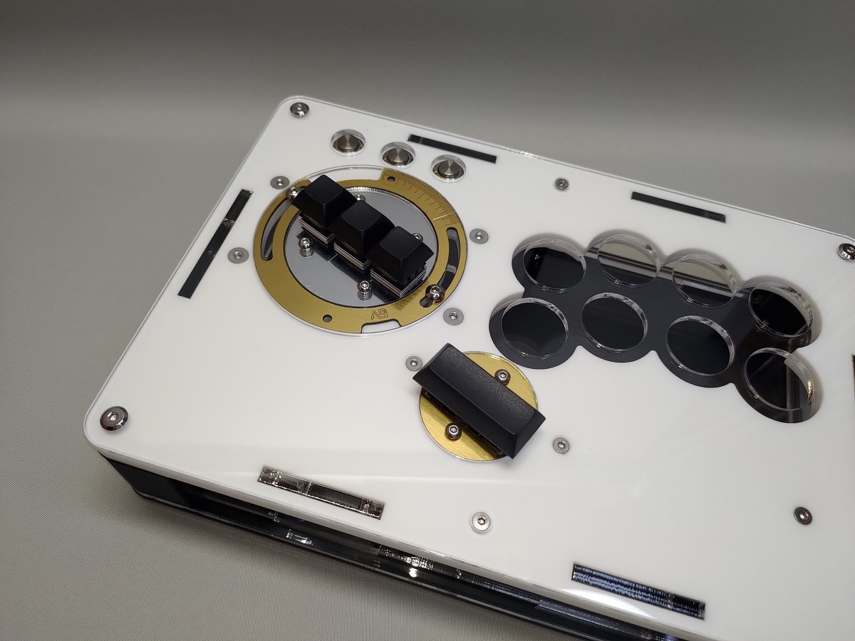 くろまき工房 Ic1 24mmボタン型 Iris対応 コンパクト アケコンケース