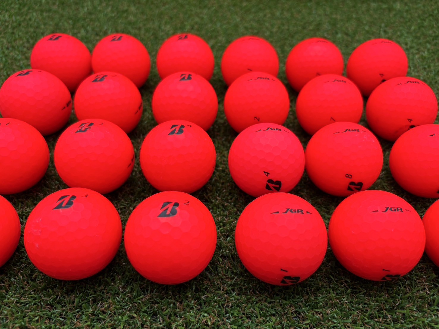 ブリヂストン TOUR B JGR 年代混合 マッドレッド 24球【品質