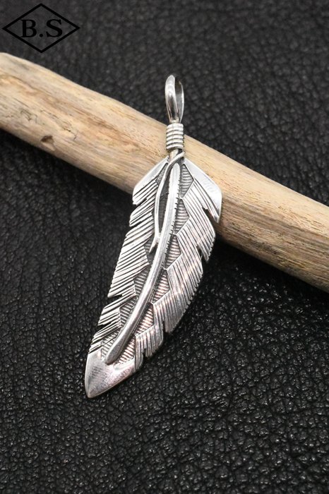 インディアンジュエリー ハーヴィメイス シルバーペンダントトップ