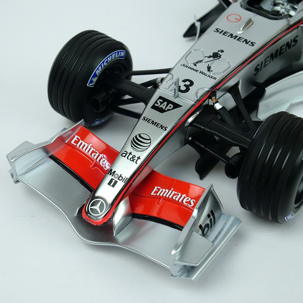MINICHAMPS 1/18スケール マクラーレン メルセデス MP4/21 K