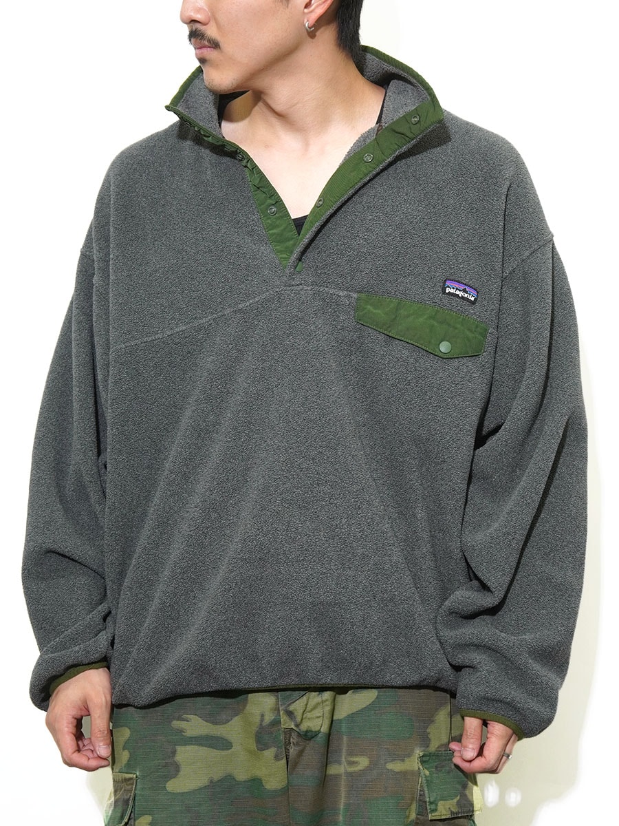13's パタゴニア ライトウェイトシンチラスナップTプルオーバー グレー