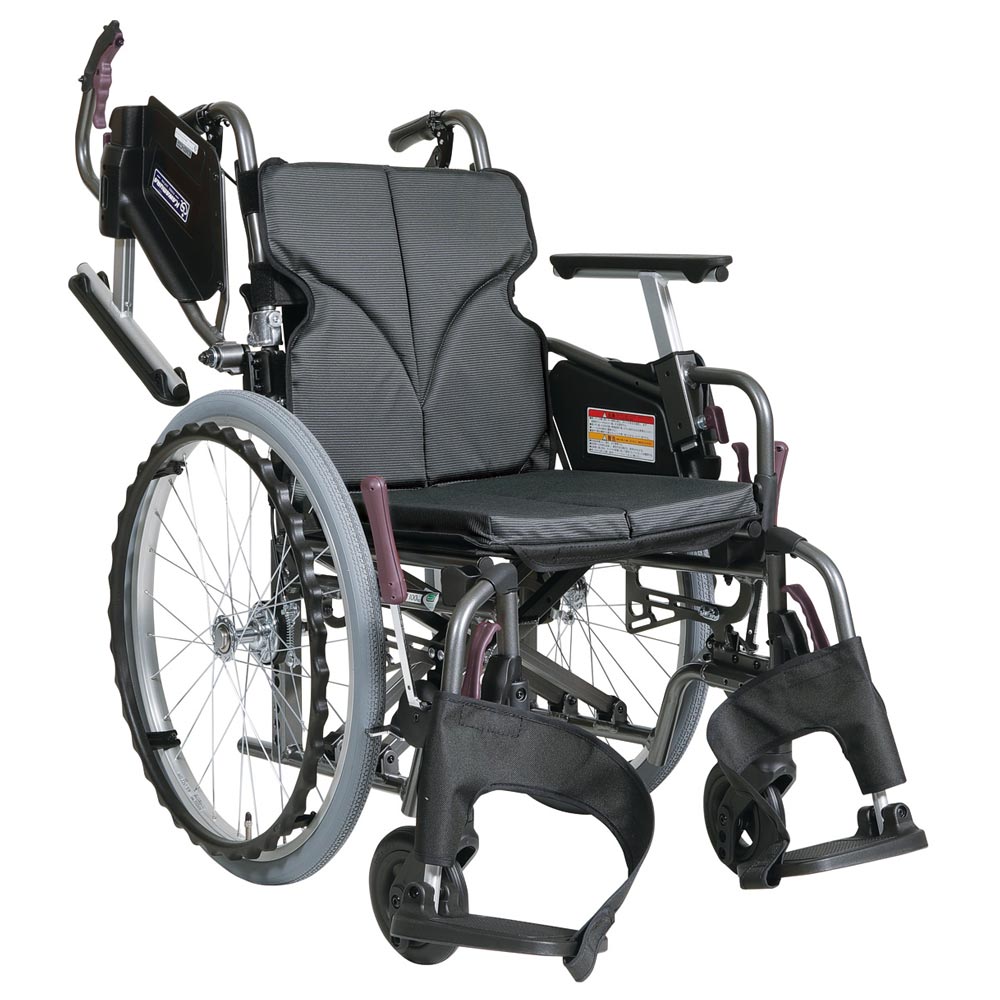 自走式車いす モダンCスタイル（エアータイヤ仕様・背折れ式・ドラム式