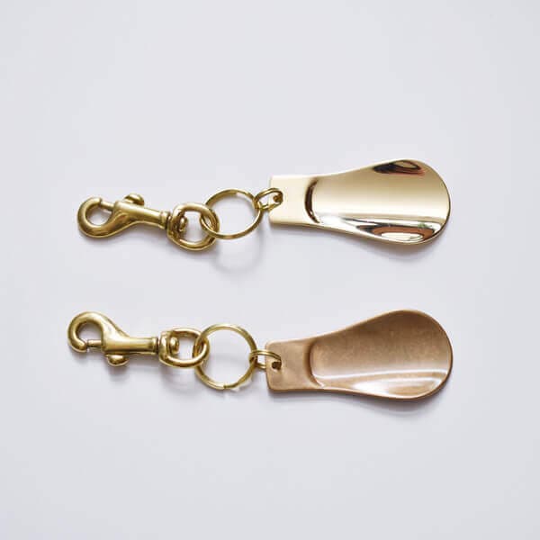 BRASS SHOE HORN KEY-HOLDER / PICUS｜CATAWARA（カタワラ）
