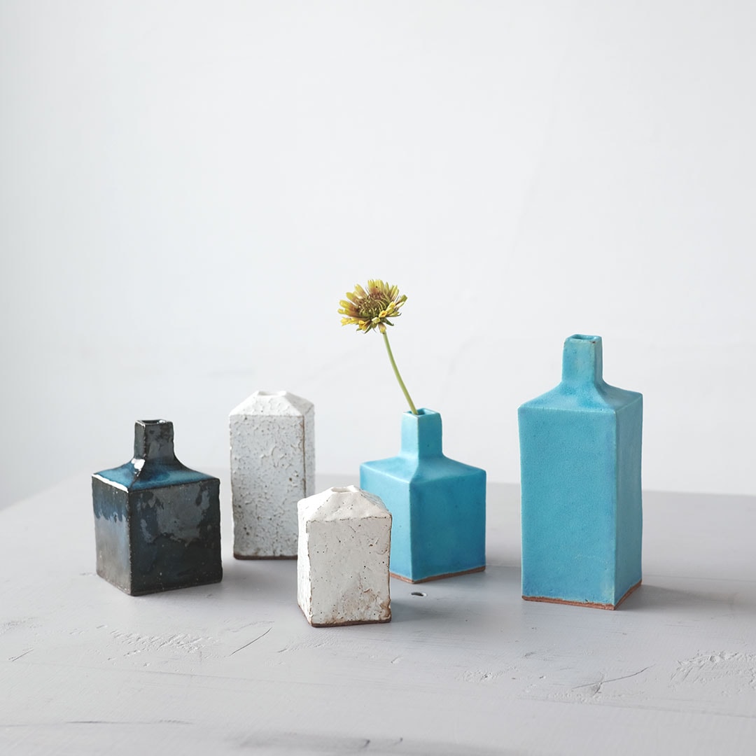 花入/黒マット釉 | からつ焼 高麗窯 | 糸島くらし×ここのき 公式通販サイト