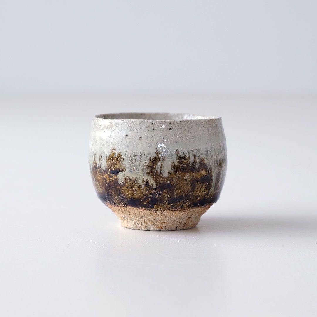 朝鮮唐津 ぐい呑み/一点もの | 唐津焼 雅樂窯 ( うたがま ) | 糸島