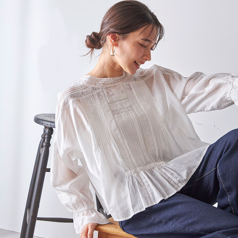 ドルマンスリーブリバーレース刺繍2WAYブラウス | トップス | Fanaka