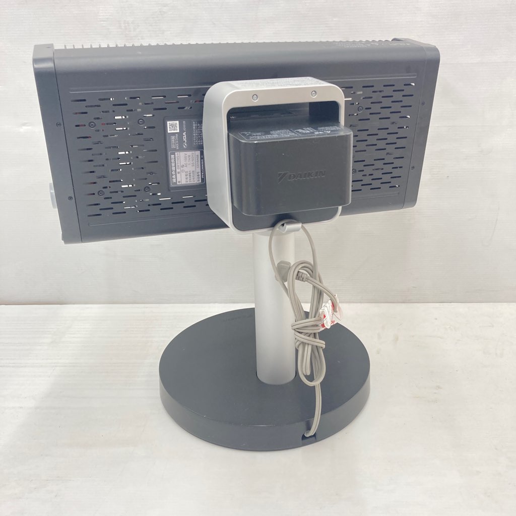 中古 ダイキン 遠赤外線ストーブ セラムヒートERFT11WS-H 2019年製 6