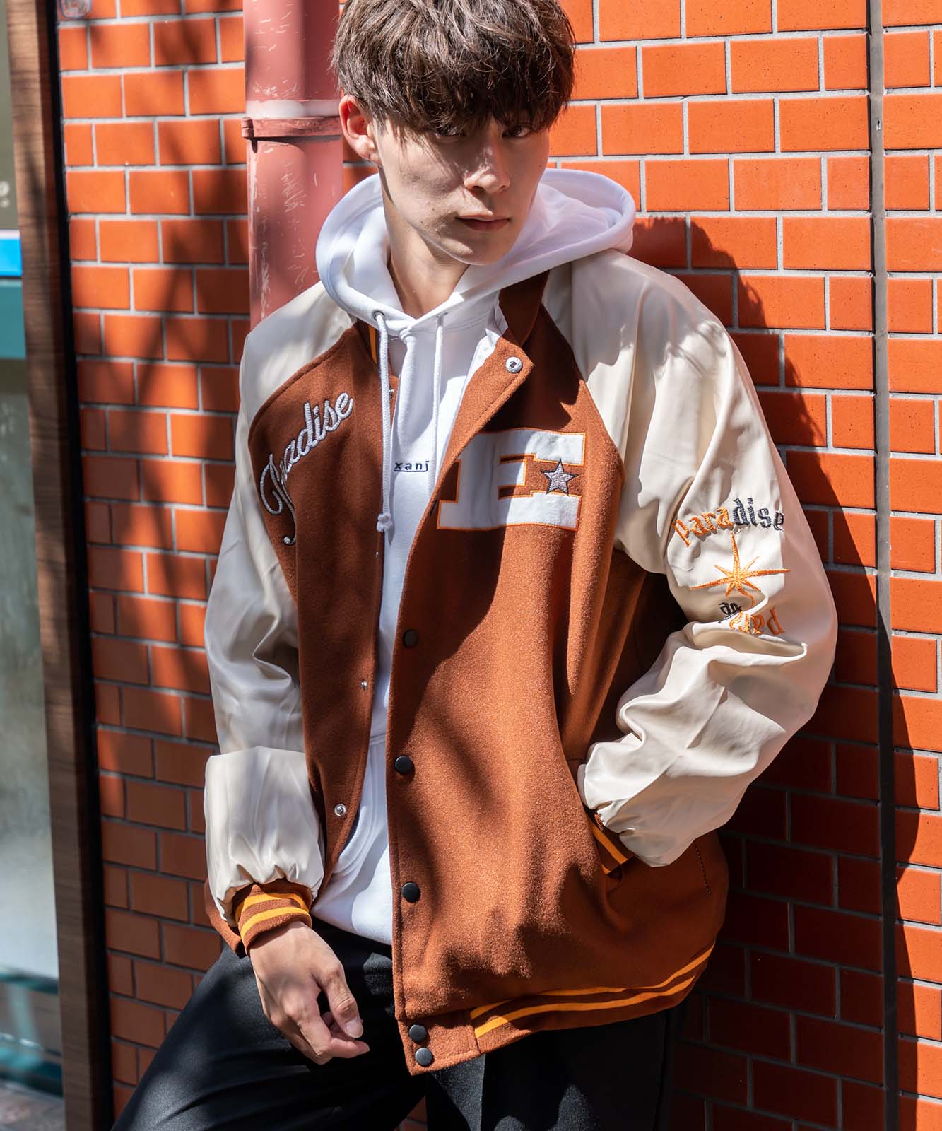 DEVICE select ブラウンベース ビッグロゴ スタジャン メンズ