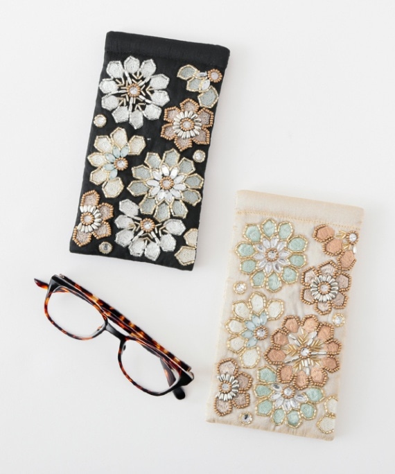 ぴの様オーダー専用ページ】リネン刺繍 マルチクロス メガネケース