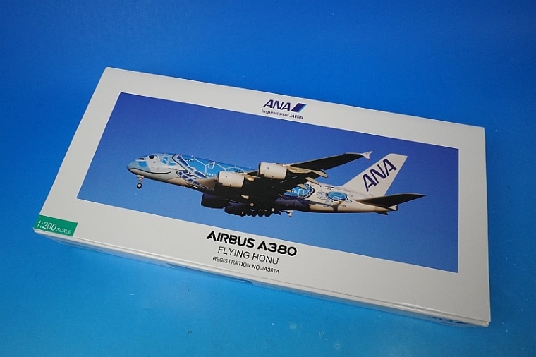 1/200 A380-800 ANA FLYING HONU ブルー WiFiレドーム・ギア付 JA381A