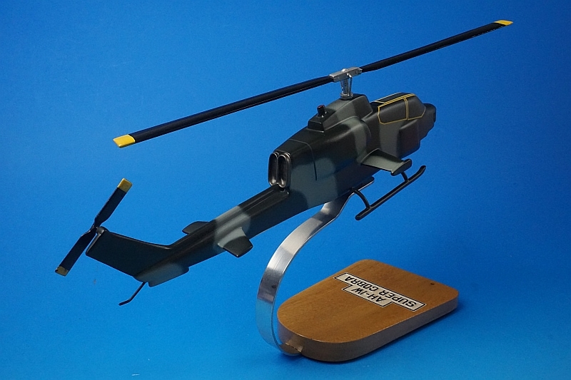 全長約40cm 全幅約11cm AH-1W SUPER COBRA/スーパーコブラ