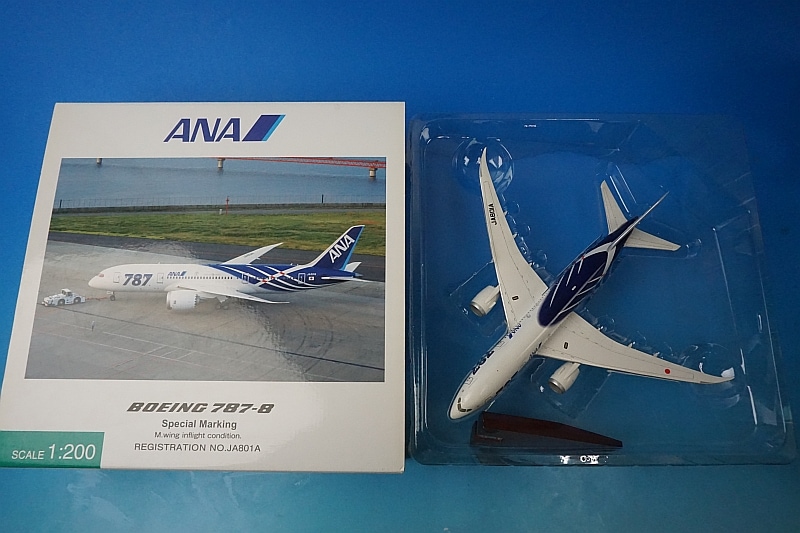 1/200 B787-8 ANA 主翼飛行姿勢 JA801A [NH20053] 全日空商事/中古
