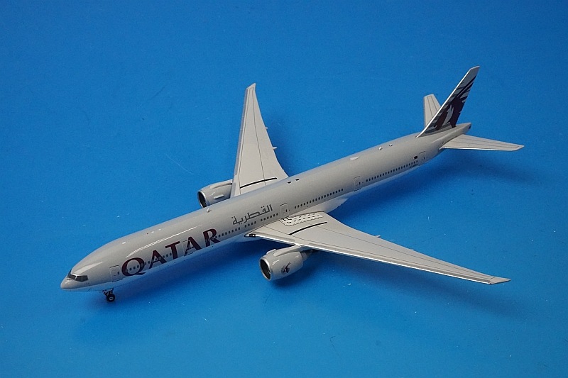 1/400 B777-300ER カタール A7-BEA ［10888］ フェニックス/中古