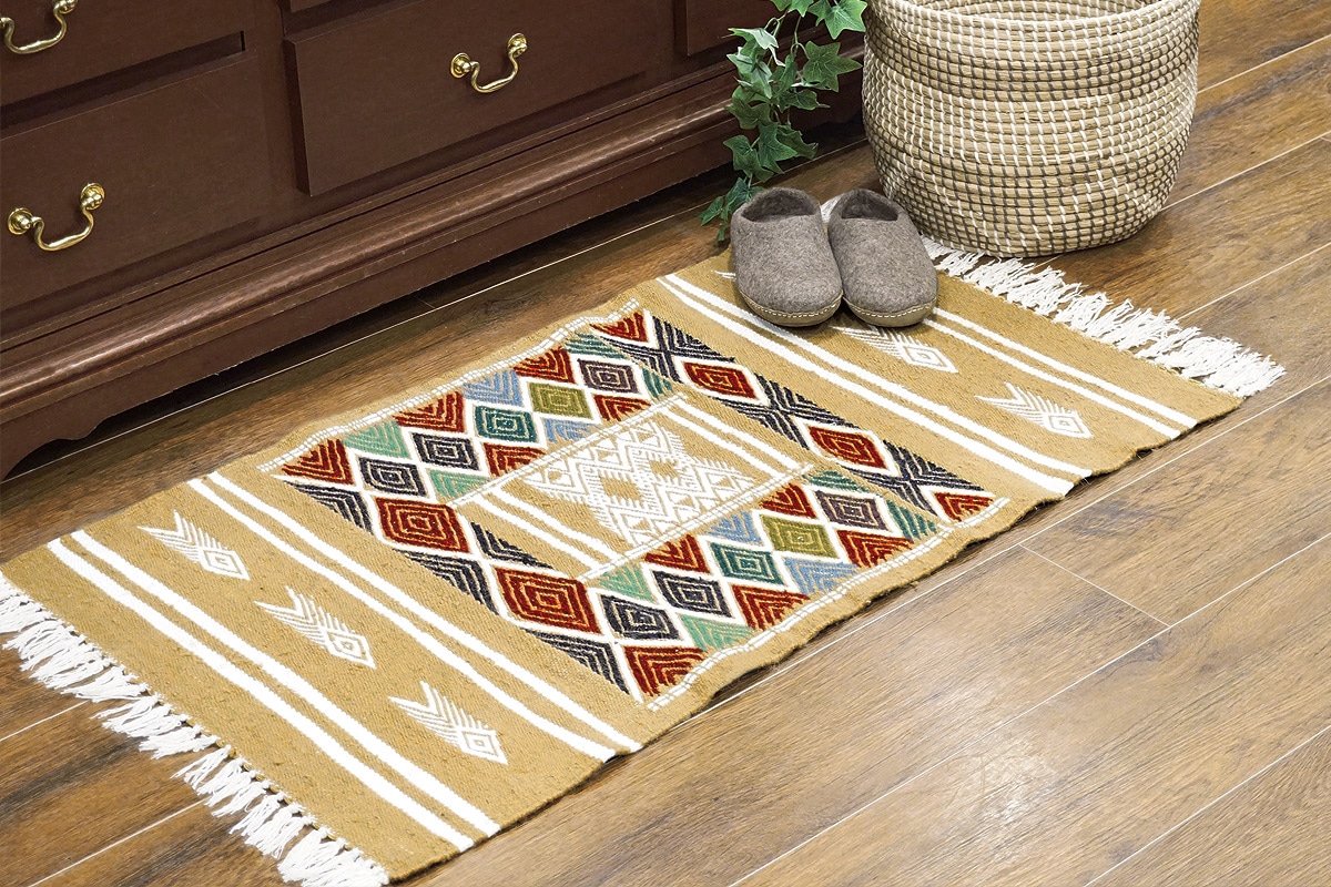 チュニジア 手織りキリム 103×59cm アクセントラグサイズ TK100x60-1