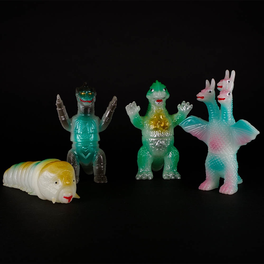 ソフビ】【ブルマァク】ミニゴジラ＆ミニ怪獣（蓄光4体セット