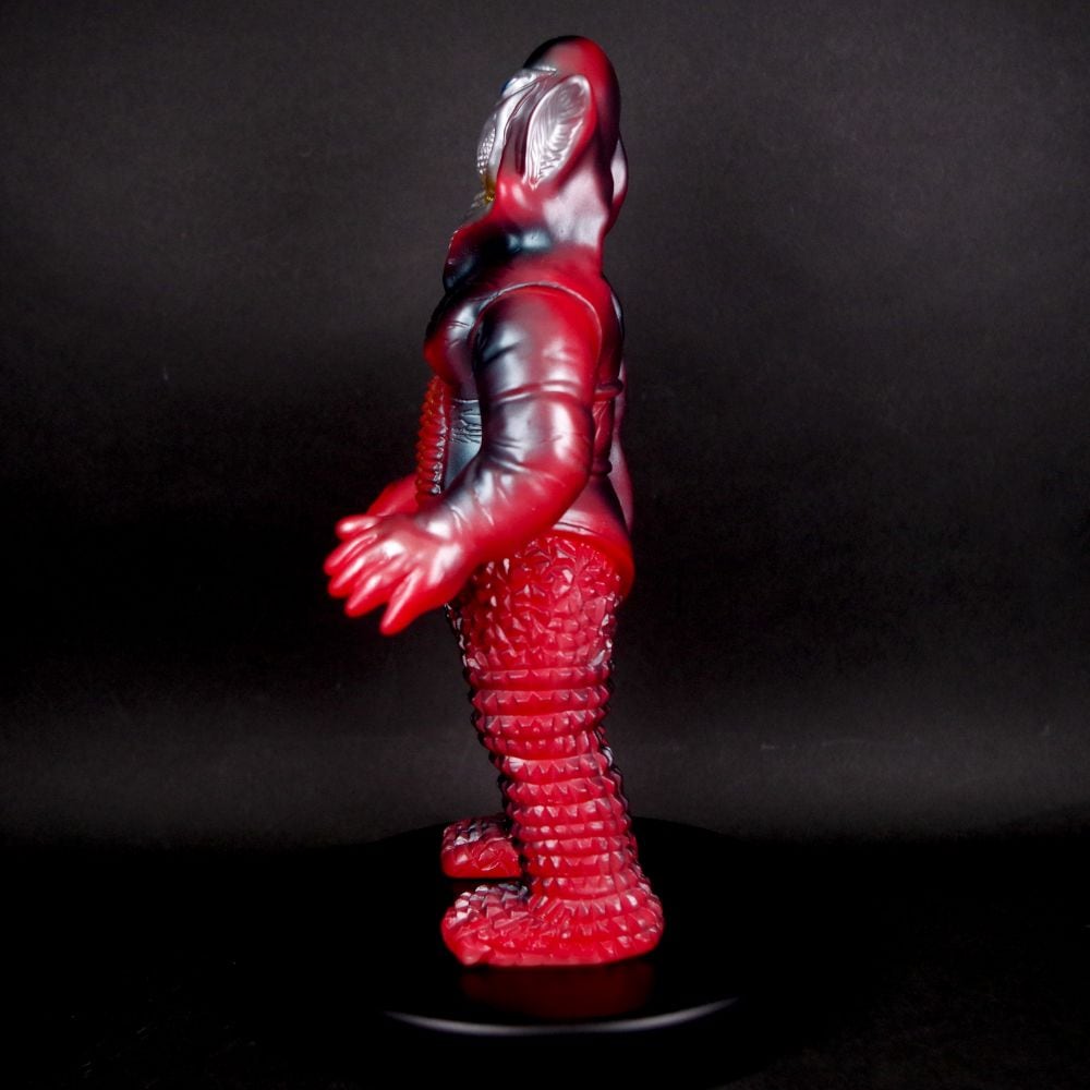 ブルマァク BULLMARK /ソフビ メフィラス星人/レッド｜墓場の画廊