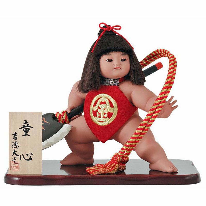 伝統的 五月人形 金色 赤色 5月人形 武者人形 伝統的な日本の武士 工場