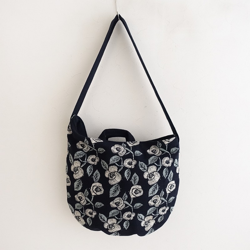 未使用】ミナペルホネン mina perhonen swing camellia ショルダー