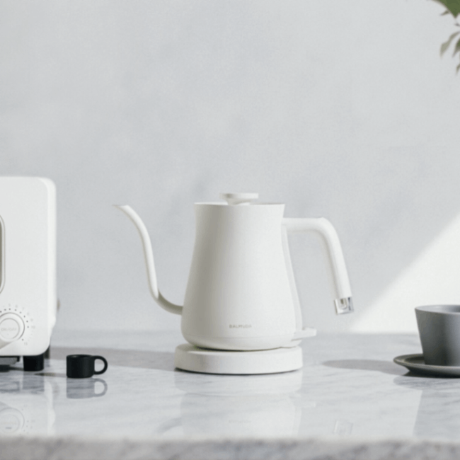 BALMUDA The Pot（バルミューダ ザ・ポット） | ギフト・雑貨 | イズミ