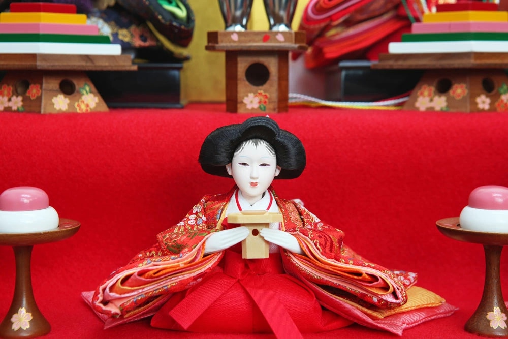 雛人形 コンパクト 特上五人毛氈三段｜本格的な三段飾り雛人形