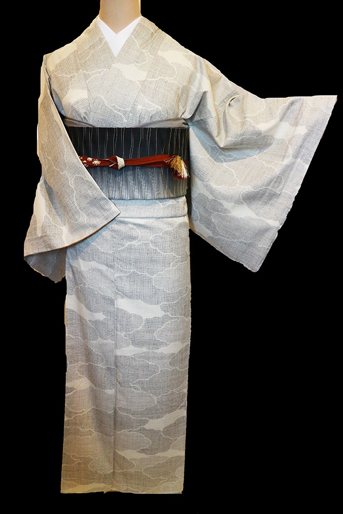 厳選仕立上がり商品 逸品結城紬「重要無形文化財指定 本場結城紬 雲