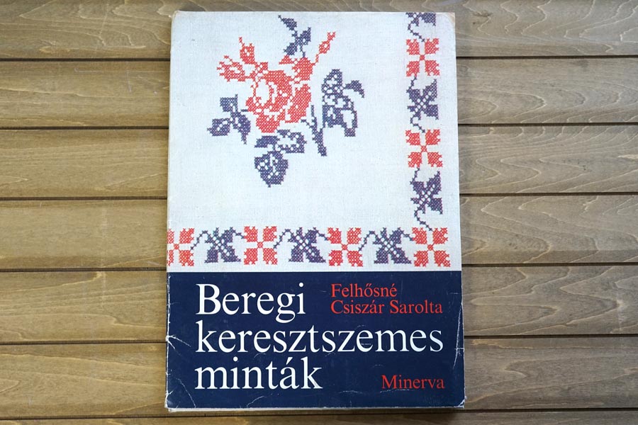 Beregi keresztszemes minták（ベレギのクロスステッチ図案集）28枚の