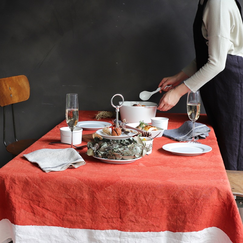 ベルトッツィ テーブルクロス _ テーレ ピエノ コッチョ（140×200cm）