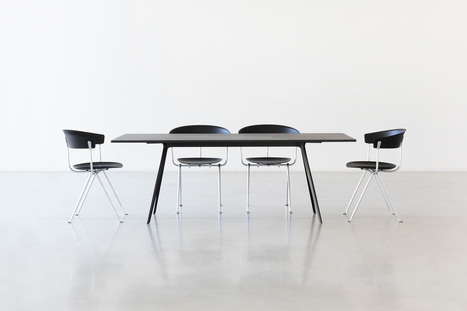 オフィチーナ チェアの通販 | 家具・インテリア通販 MAARKET マーケット