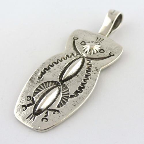 リンドンツォーシー バグ ペンダント｜マライカ公式通販