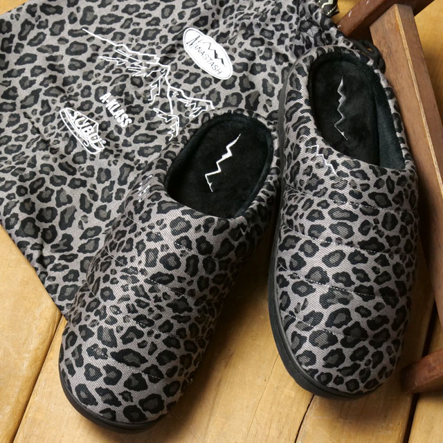 コラボ マナスタッシュ MANASTASH クロッグサンダル スブ サンダル