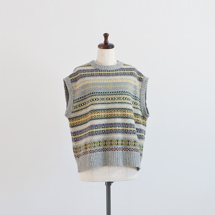 NARU(ナル) リシェス フェアアイル柄 ニットベスト 652710 | TOPS