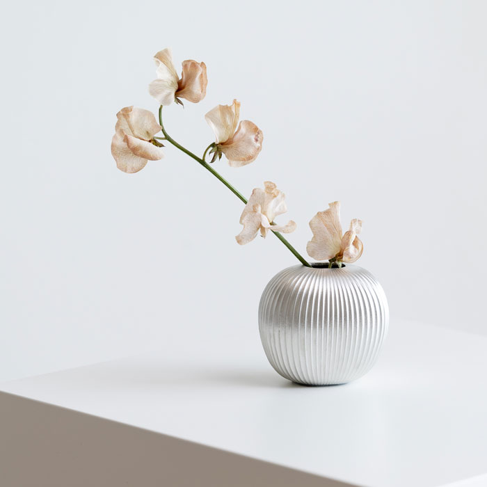 フラワーベース - suzu - りんご｜錫製雑貨・酒器の通販は能作