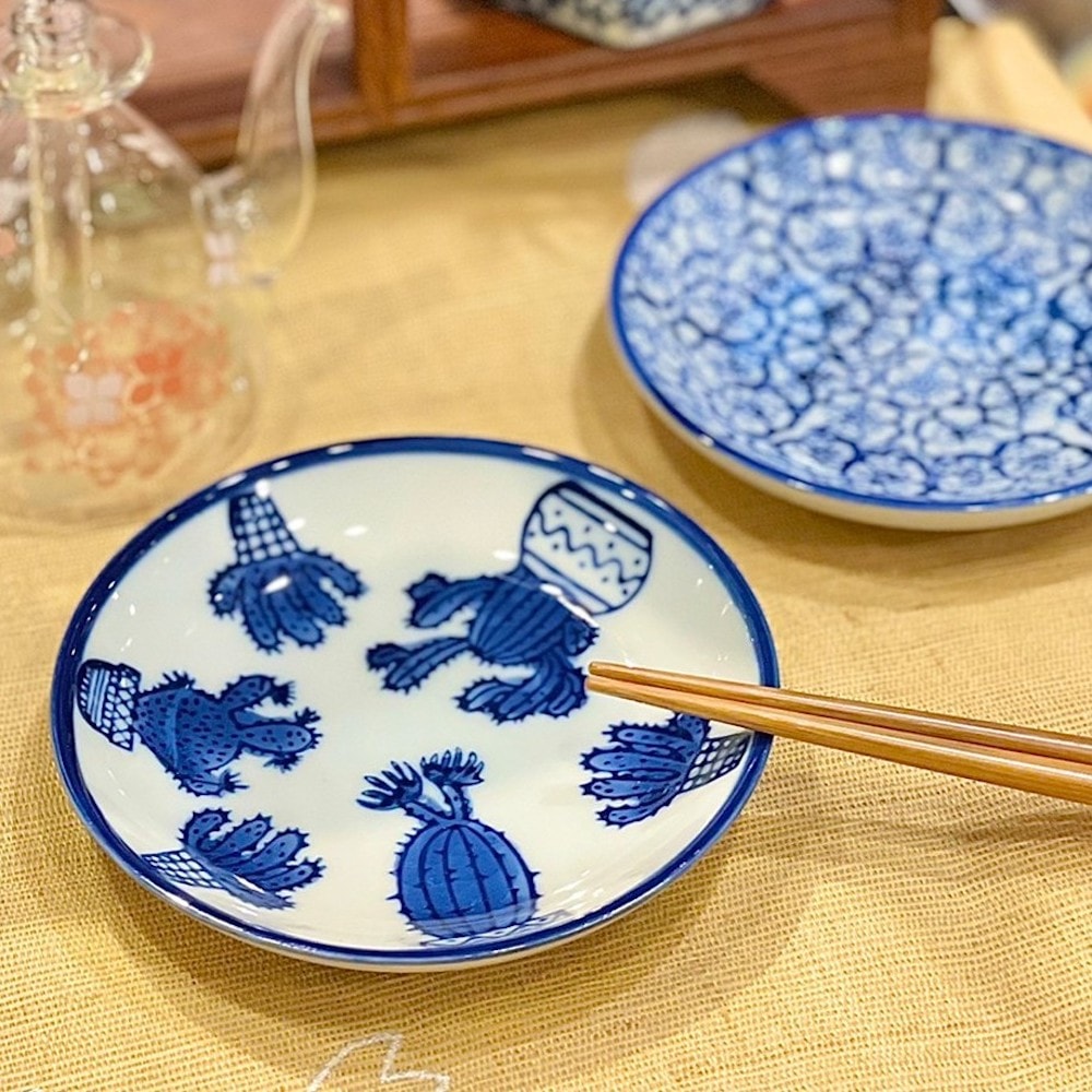 染付陶器 小皿 豆皿 ソーサー 醤油皿 しょう油皿 サボテン さぼてん