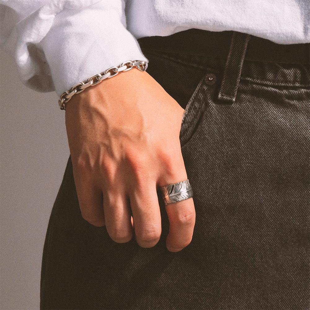 フェザーモチーフ シルバー925リング オキシダイズコーティング（燻し