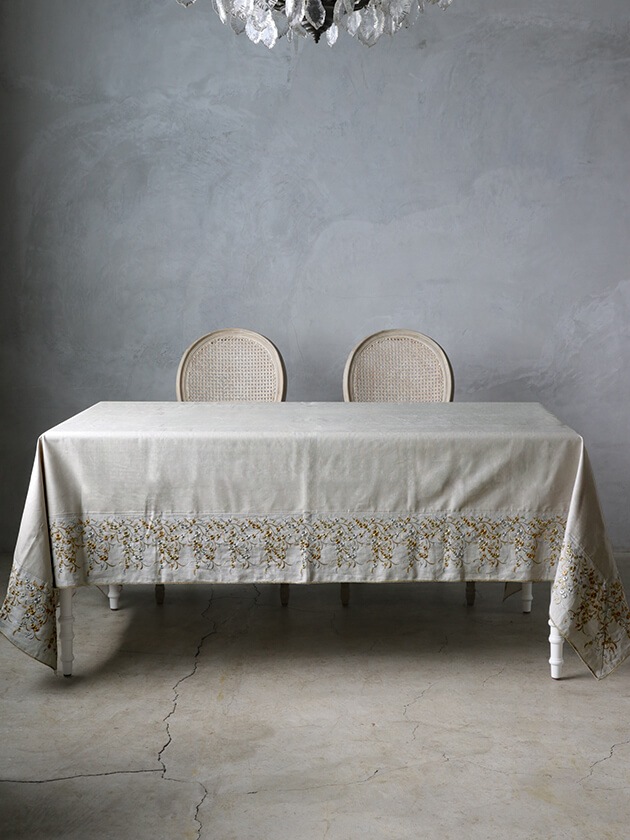 Borgo delle tovaglieテーブルクロスVENARIAマスティック