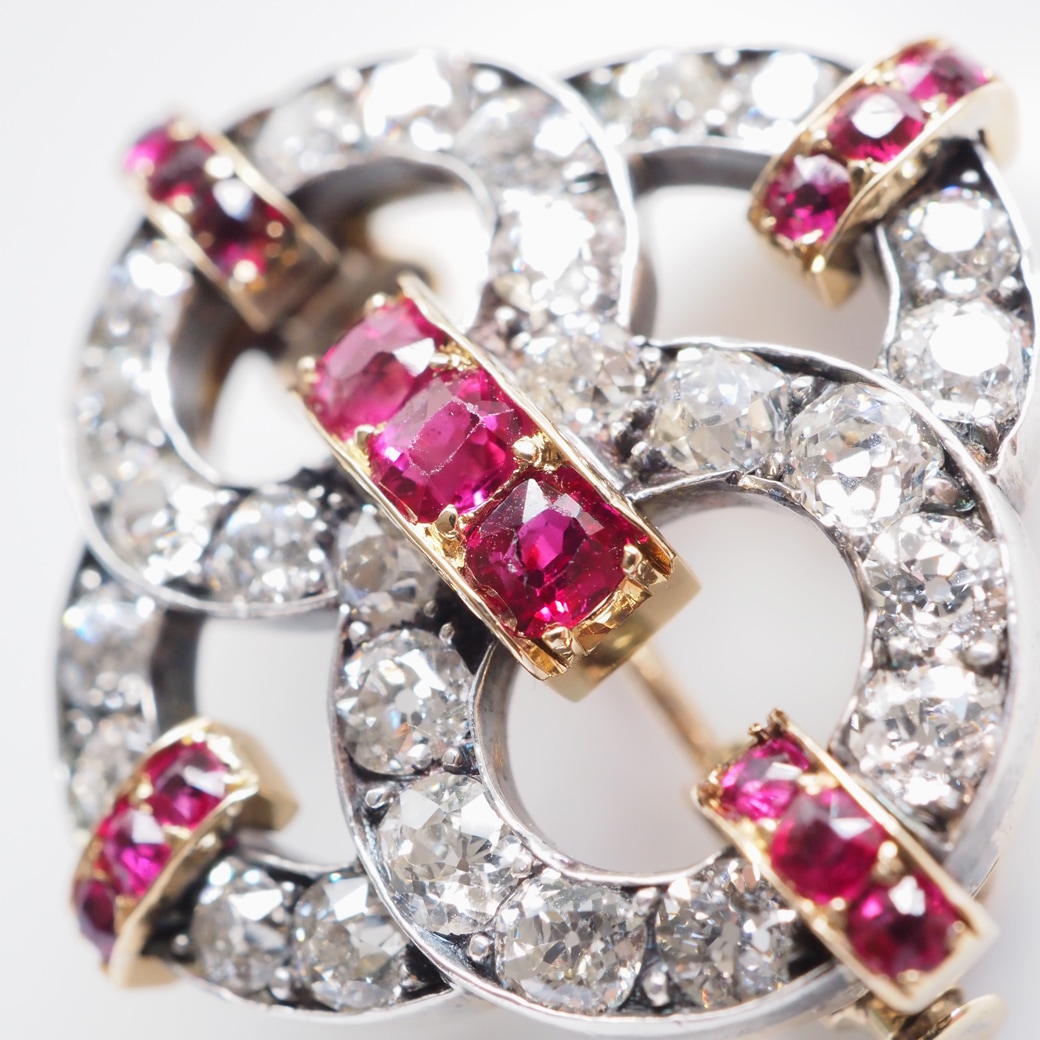 アンティークジュエリー アンティークブローチ ダイヤモンド ルビー