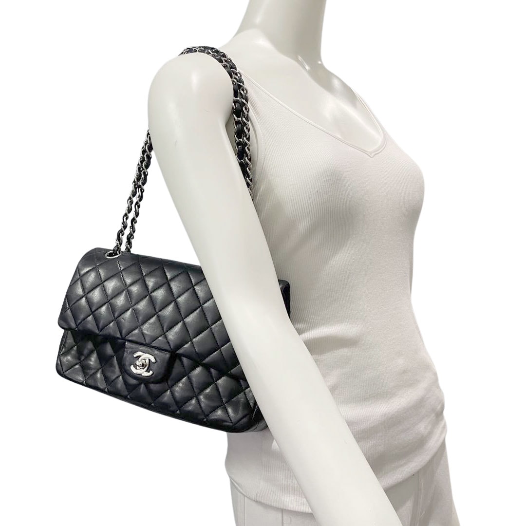 CHANEL シャネル マトラッセ25 チェーンショルダーバッグ ラムスキン