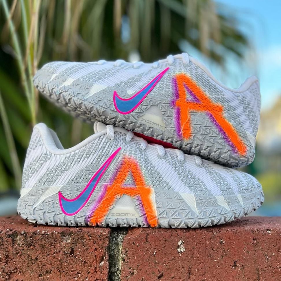 NIKE JA 3 GS 'LIGHT SHOW' ナイキ ジャ 3 ジャ モラント 【BOY'S